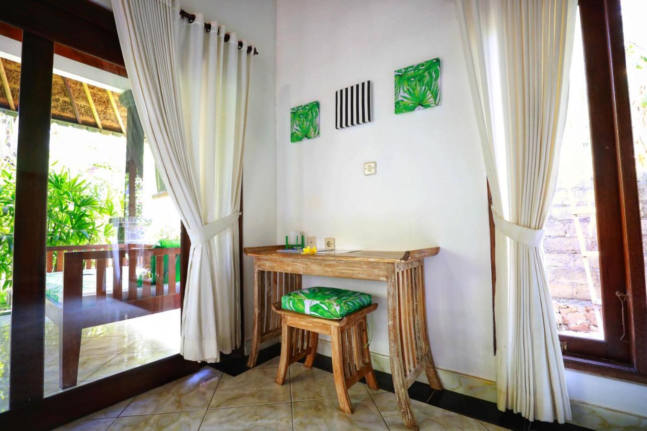 Kirana Homestay Amed Exterior foto