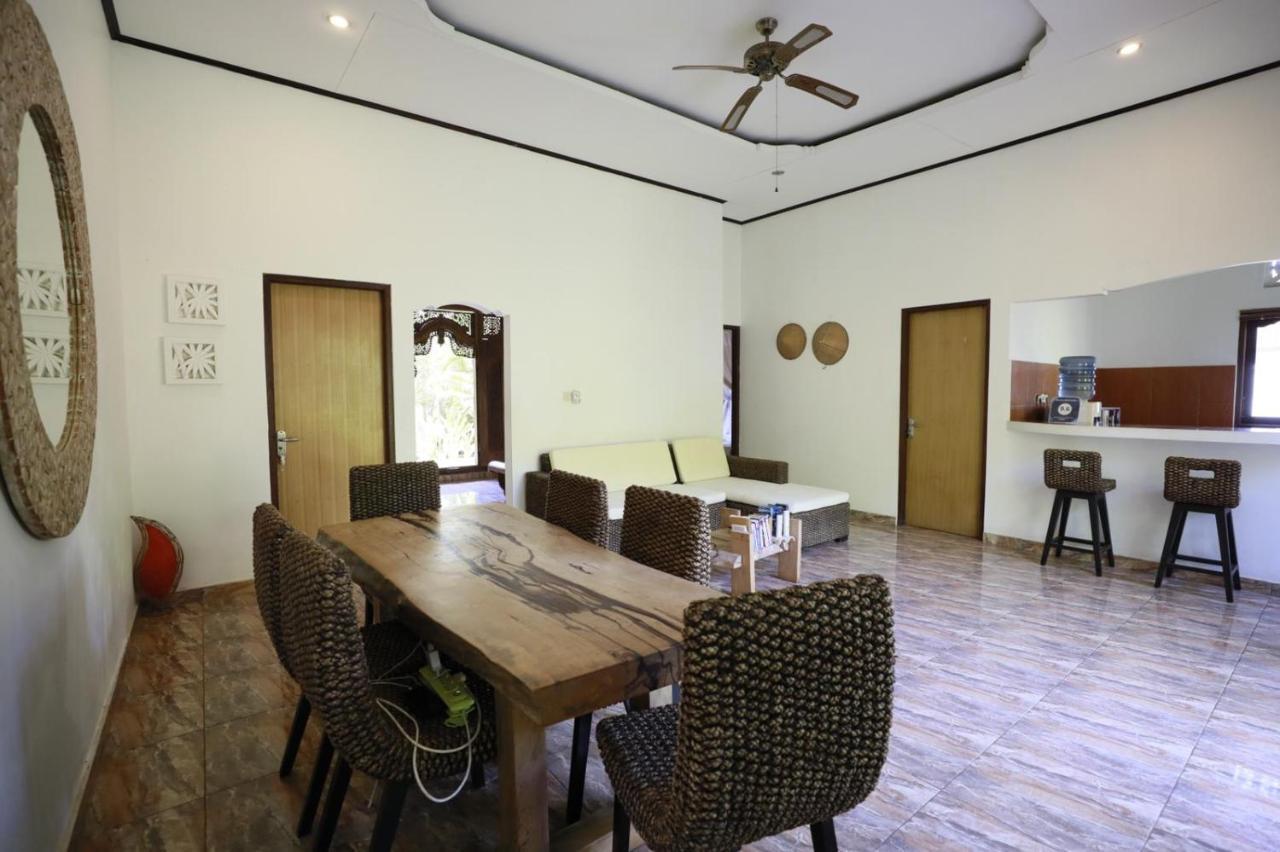 Kirana Homestay Amed Exterior foto