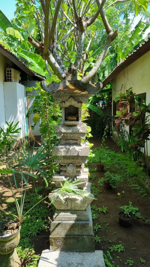 Kirana Homestay Amed Exterior foto