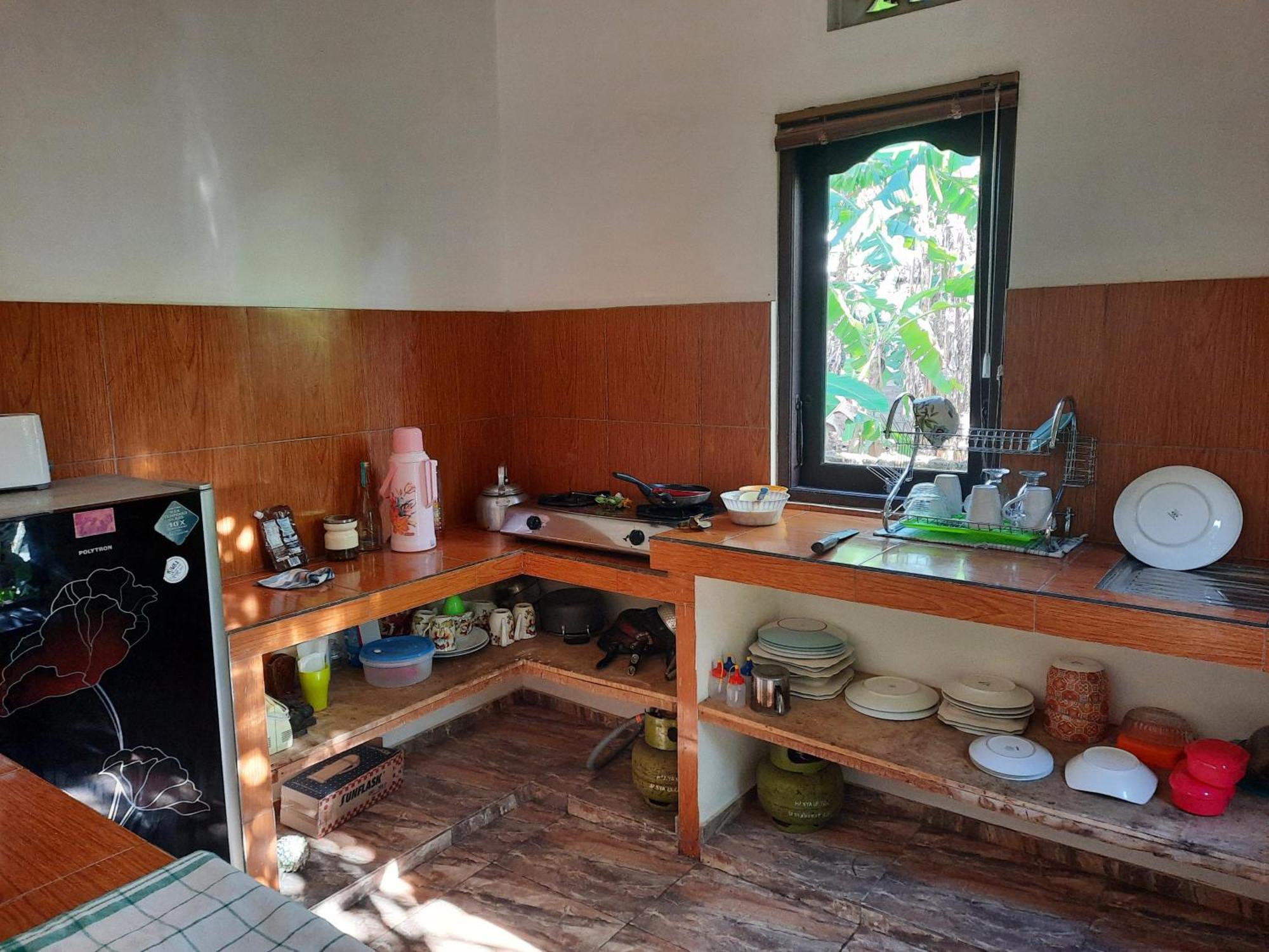Kirana Homestay Amed Exterior foto