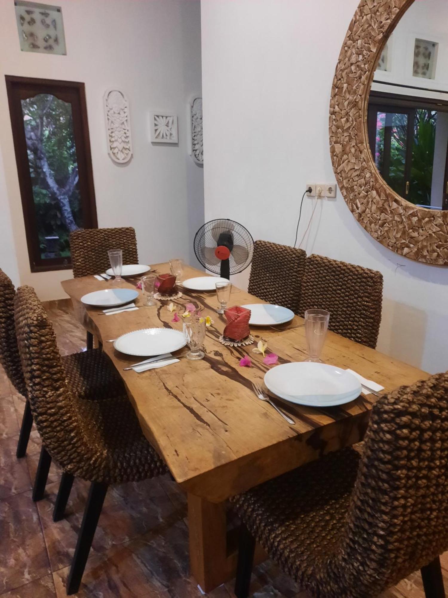 Kirana Homestay Amed Exterior foto