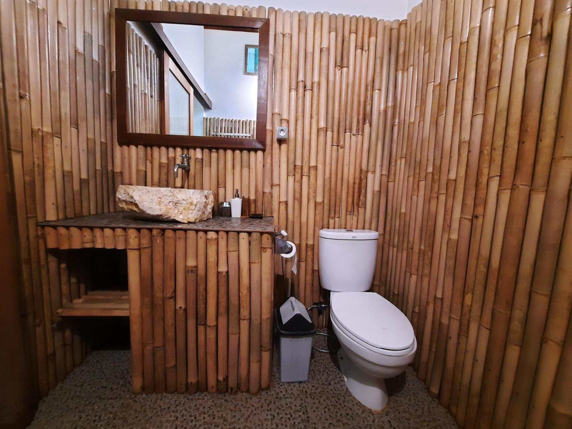 Kirana Homestay Amed Exterior foto