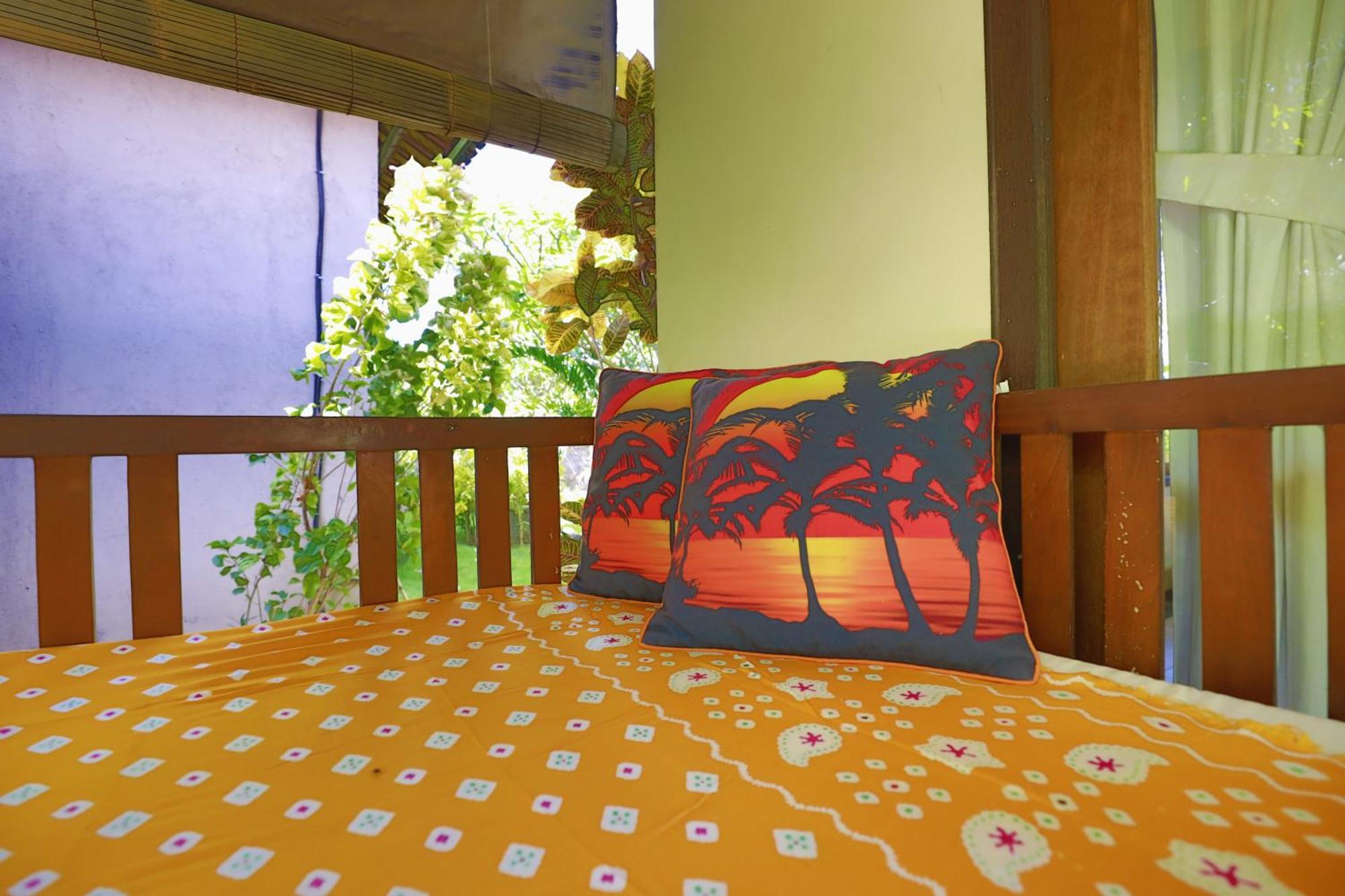Kirana Homestay Amed Quarto foto